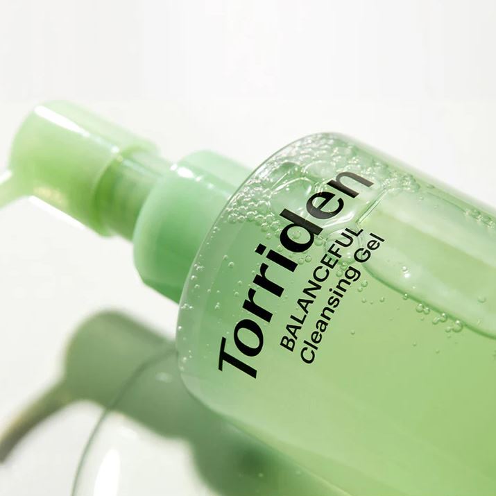 BALANCEFUL CICA CLEANSING GEL [200ml]