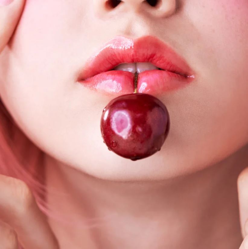 GLASS TINTED LIP BALM [#11 FLUSH CHERRY] 3.5g
