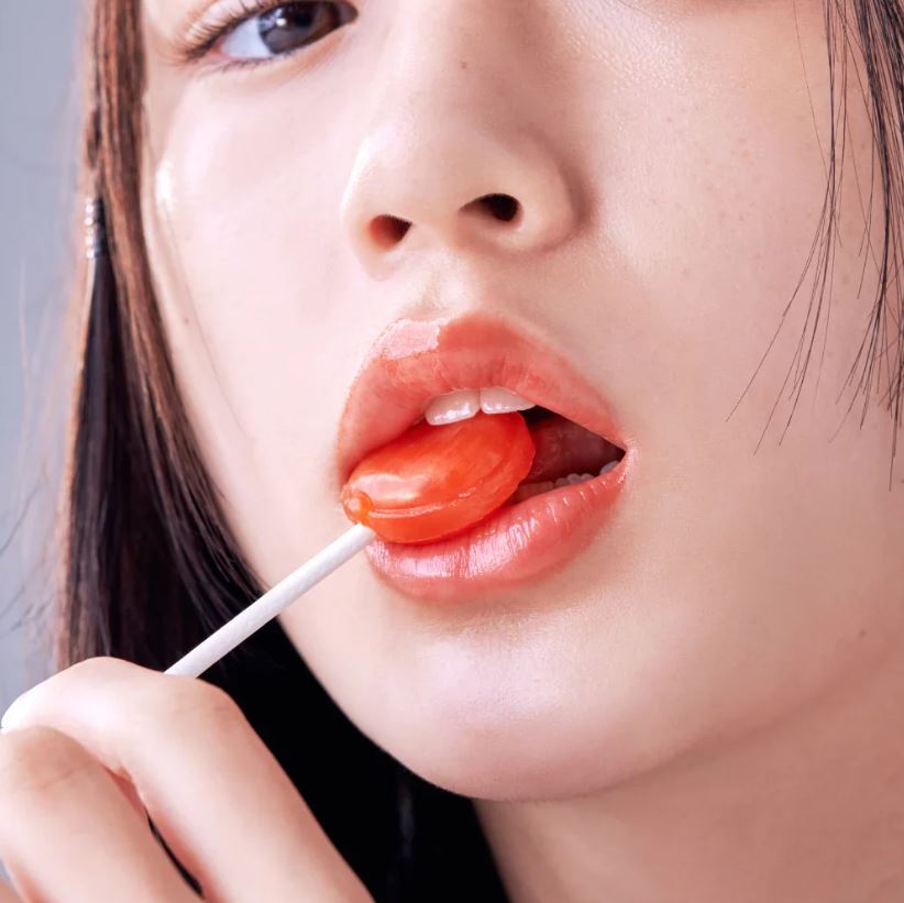 GLASS TINTED LIP BALM [#13 TANGERINE RED] 3.5g