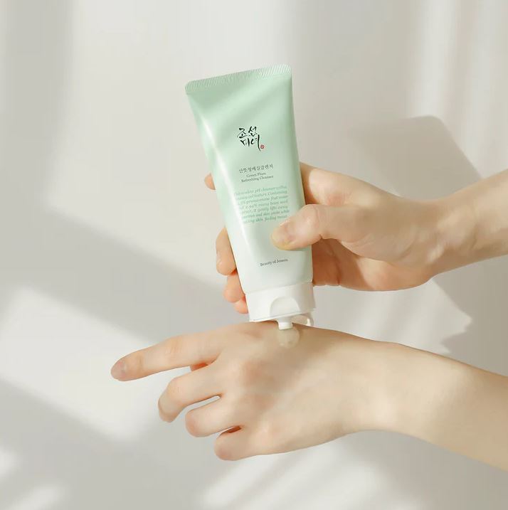 GREEN PLUM REFRESHING CLEANSER [100ml]