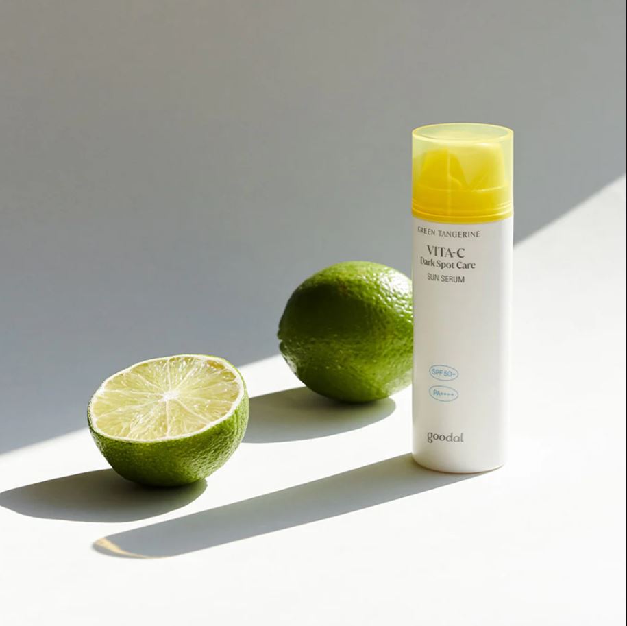 GREEN TANGERINE VITA C DARK SPOT CARE SUN SERUM SPF50+ BROAD SPECTRUM [50ml]
