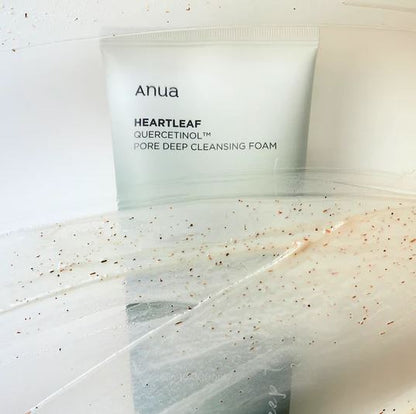 HEARTLEAF QUERCETINOL PORE DEEP CLEANSING FOAM [150ml]