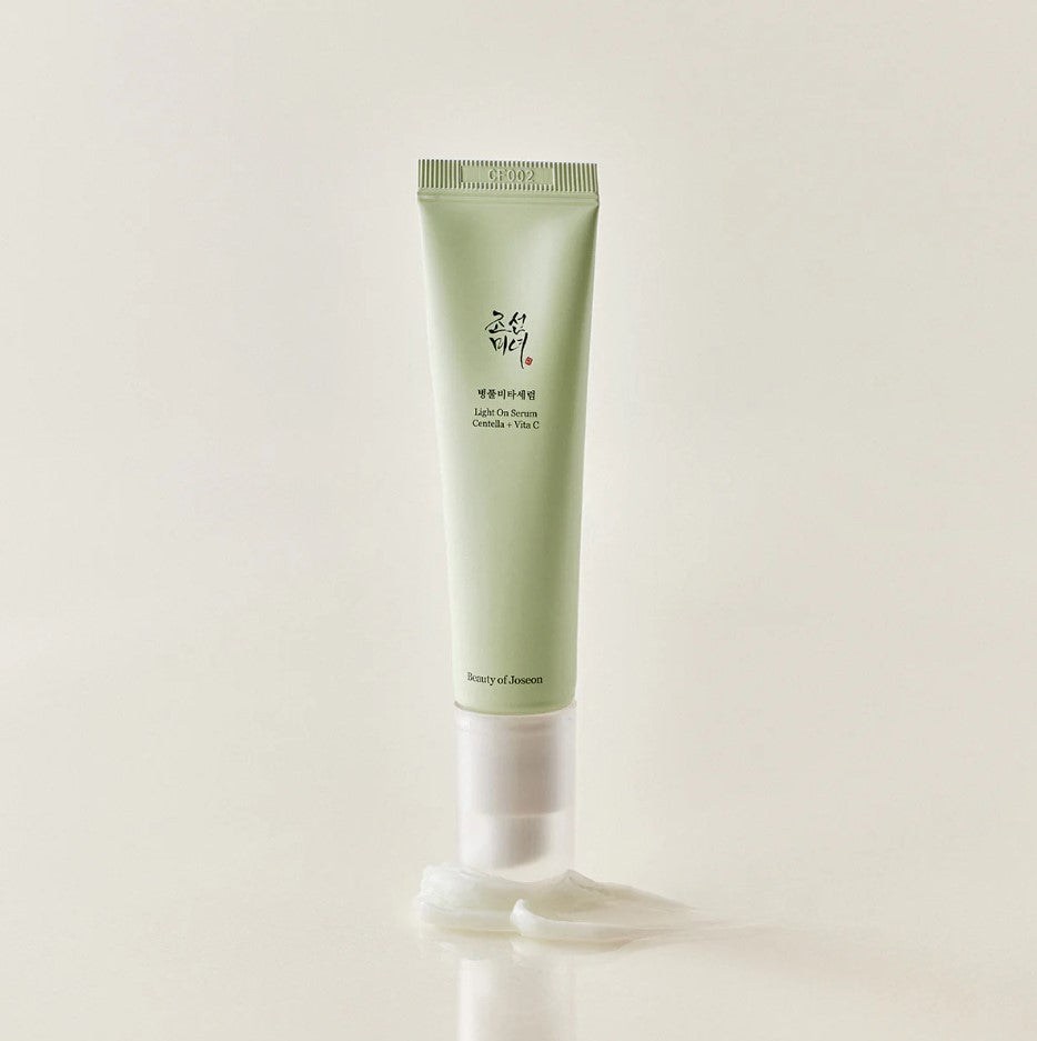 LIGHT ON SERUM: CENTELLA + VITA C [30ml]
