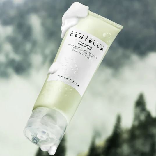 MADAGASCAR CENTELLA TEA-TRICA BHA FOAM [125ml]