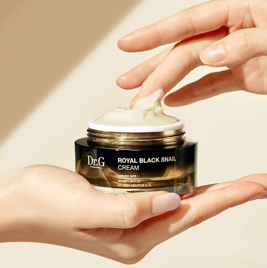 ROYAL BLACK SNAIL CREAM [50ml]