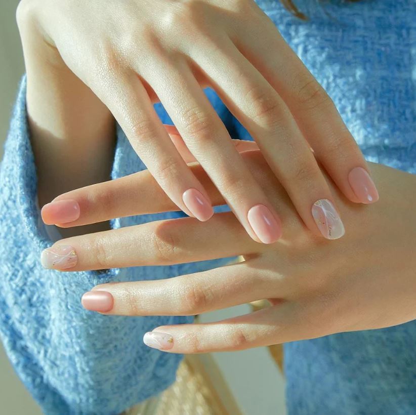 SEMI-CURED GEL NAIL [#N MEMORY]
